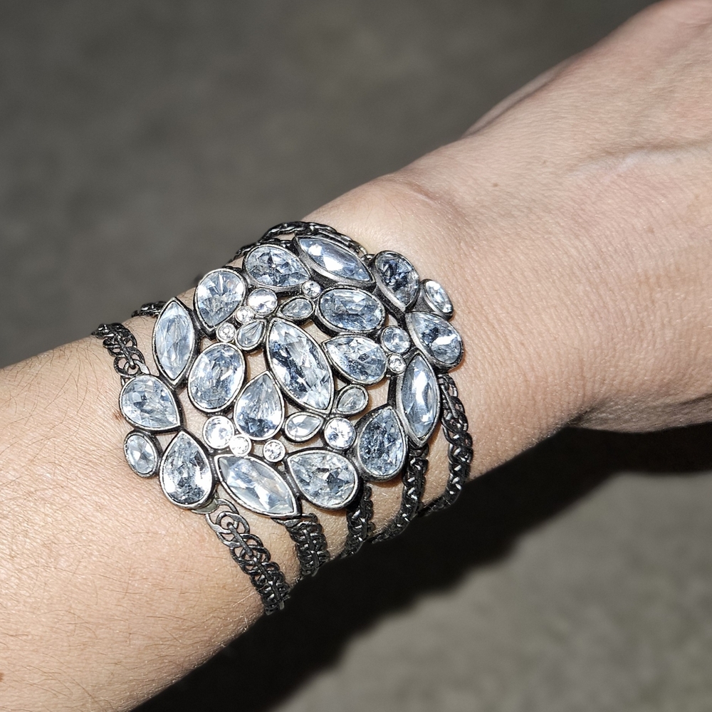 Elegant Silver Crystal & Grey Metal Bracelet